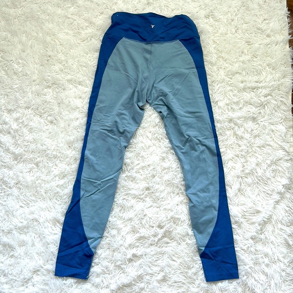 Old Navy Blue Workout Leggings - Picture 2 of 5